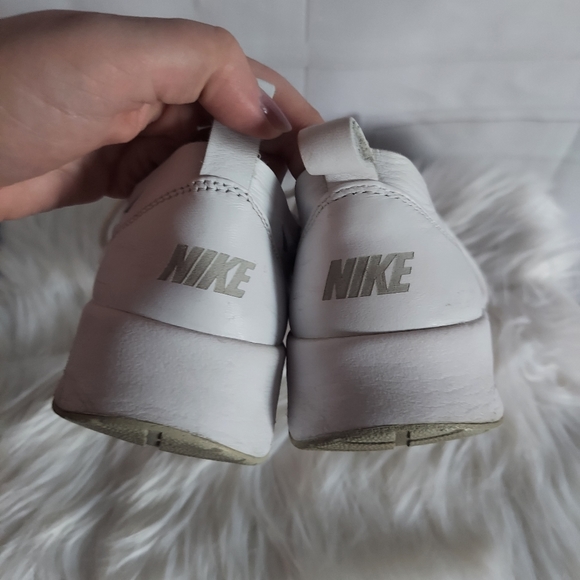 Nike Air Max Thea Joli 725118-100 Women's White Sneaker Shoes Size US 9 - Picture 9 of 10